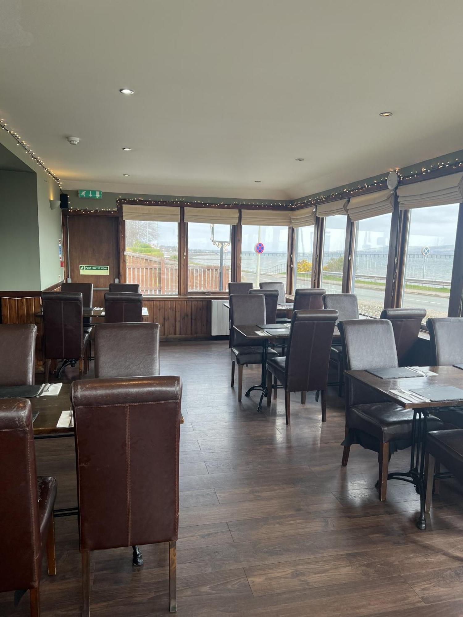 Tuckers Inn Invergordon Exterior foto